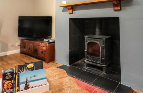 Morpeth House | Maple Tree Cottage: Family and Pet Friendly Retreat