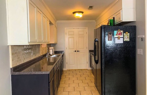 Northport House | Maple Tree House: Family-Friendly Retreat Near Stadium