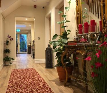 Drogheda Bed & Breakfast | Outstanding MapleHouse B&B with Delicious Breakfast Included