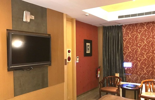 Fengyuan District Hotel | Mapleton SPA Motel