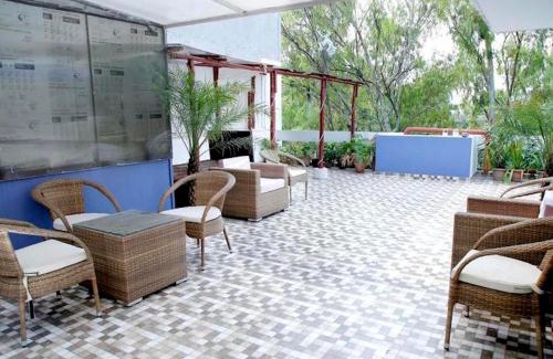 South Extension House | Cozy Maplewood Guest House in Neeti Bagh, New Delhi