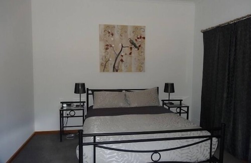 Tatiara Bed & Breakfast | Top-Rated Mapperley Bed and Breakfast with Family Amenities