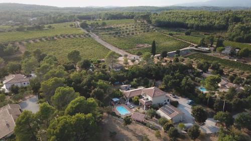 Les Arcs-sur-Argens Bed & Breakfast | Maprovencale: Oceanfront Escape with Pool & Family Amenities