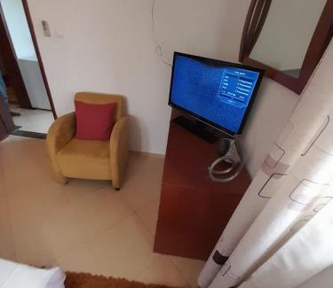 Agua Grande Apartment | Pet-Friendly Getaway at MarçalugaT3 for Families