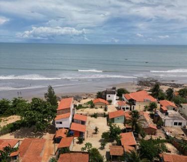 Barroquinha Cabin | Oceanfront Bliss at Mar Aberto: Pet Friendly Getaway
