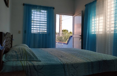 Cienfuegos House | Guest Rated Mar Azul: Spa, Breakfast & Family Friendly Stay
