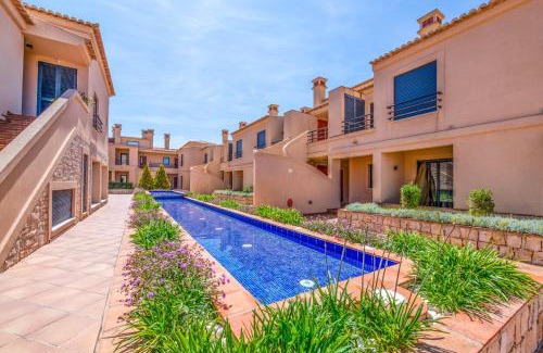 Praia da Luz Resort | Experience Mar da Luz Resort: Oceanfront Bliss Awaits
