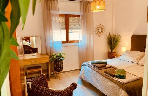 Mar de Cristal Apartment | Beachfront Mar De Cristal Apartment with Ocean Views