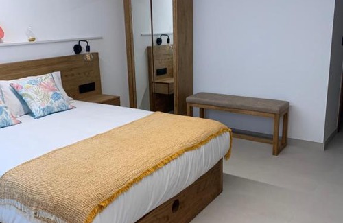 Muros House | Discover Mar De Muros: Family-Friendly Retreat with 9/10 Score