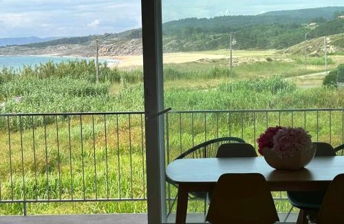Porto do Son Apartment | Inviting Mar de Queiruga 01 As Seiras - Pet Friendly Haven