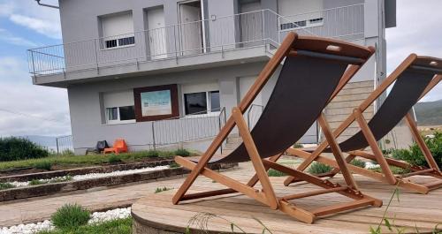 Porto do Son Apartment | Discover Mar de Queiruga 21 Enxa: Family & Pet Friendly Stay