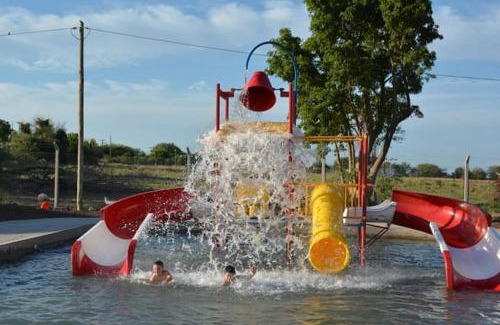 Parana Hotel | Enjoy Family Fun at Mar de Sueños Water Park Retreat