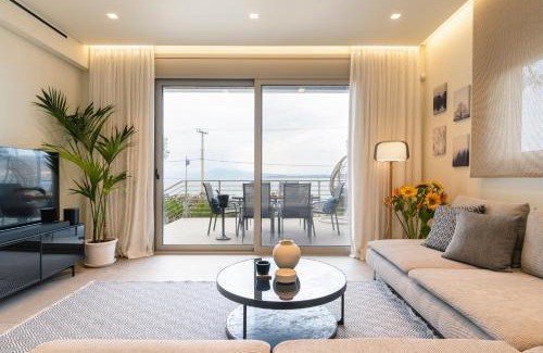Salamis Villa | Exceptional Mar-Gi 25: Oceanfront Bliss & Pet Friendly