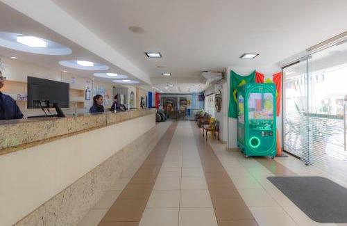 Centro Hotel | Relaxing Getaway at Mar Hotel with Pool and Dining Options