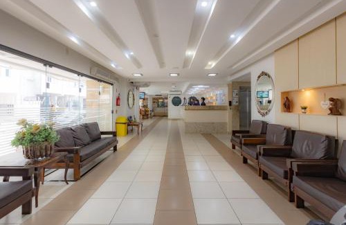 Centro Hotel | Relaxing Getaway at Mar Hotel with Pool and Dining Options