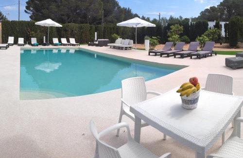 Sant Francesc Xavier House | Family-Friendly MAR I MONTANYA with Ocean Views