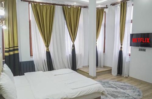 Fatih Apartment | Exceptional Mar Suite: Family-Friendly with Breakfast Included