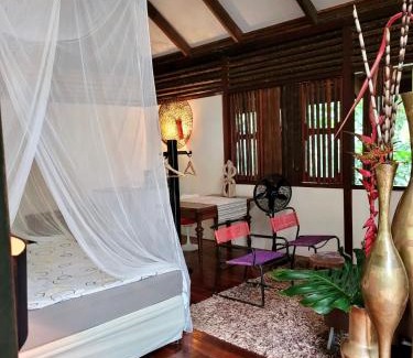 Chiguata Bed & Breakfast | Oceanfront Mar Verde Lodge: Rated 10/10 for Guest Satisfaction