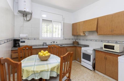 Alcanar House | Experience Mar y Montaña: Oceanfront Retreat with Pool