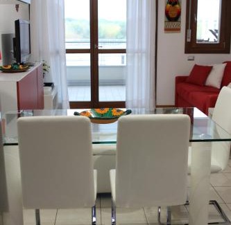 Cavallino-Treporti Apartment | Discover Mar y Soles: Oceanfront Oasis with Pet-Friendly Perks