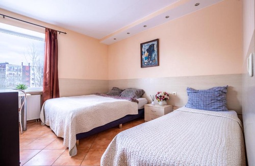 Vilnius city municipality House | Family-Friendly Stay at Mara: Features a Kitchen & More!