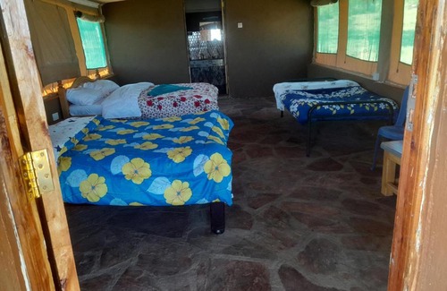 Maasai Mara Cabin | Explore the Mara View Safari Camp: Pet-Friendly Retreat