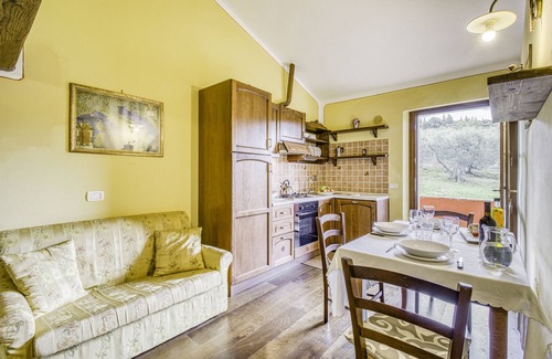 Castelfiorentino Apartment | Pet-Friendly Maramaldo Galestro with Shared Pool in Chianti