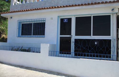 Municipality of Regla House | Discover Maramar: Family-Friendly Retreat with Spa & Breakfast