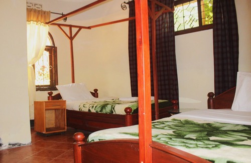 Rombo Cabin | Marangu Summit Lodge