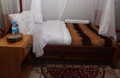 Rombo Cabin | Marangu Summit Lodge