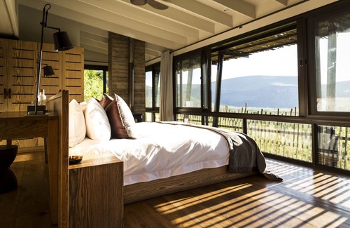 Groenvlei Cabin | Eco-Friendly Retreat at Marataba Mountain Lodge - 10/10 Rated