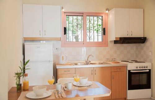 Marathias House | Idyllic Marathia Cottages in Zakynthos with Ocean Views
