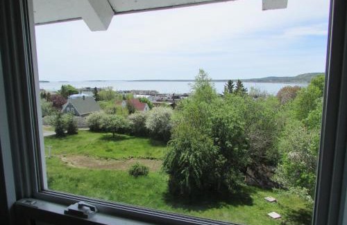 North Head Hotel | Pet-Friendly Marathon Hotel: Rated 8.6/10 for Families