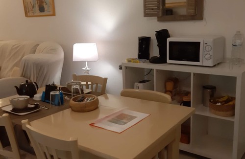 Trelissac Bed & Breakfast | Maraval – Cosy Air-Conditioned Suite in a Private Home with Garden in Périgueux