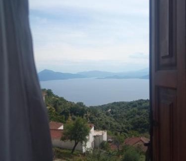 Trikeri House | Trikeri: Family-Friendly Stay with High Guest Ratings