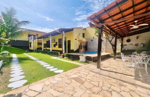 Piratininga House | Seaside Retreat at Casa na Praia de Piratininga