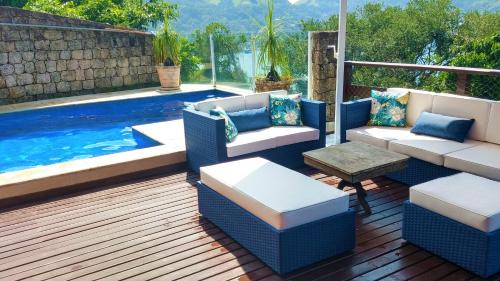 Portogalo House | Beautiful Casa in Angra with Private Beach and Ocean View