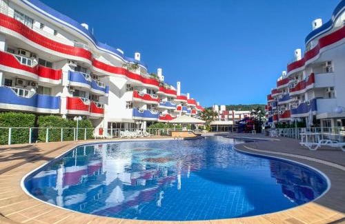 Ingleses Norte Apartment | Elegant Oceanfront Retreat with Spectacular Sea Views