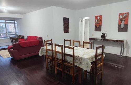 Vicente Pinzon Apartment | Beachview Apartment with Pool Near Praia do Futuro