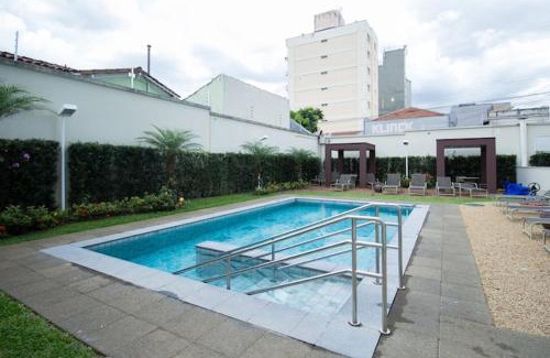 Conceicao Apartment | Charming Studio Flat in Bosque - 4-Star with Pool & Ocean Views