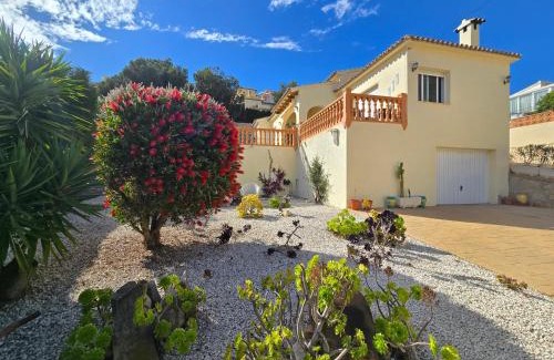 L'Alcassar Villa | Scenic Maravilla Solar Villa with Ocean View near Moraira