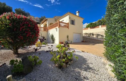 L'Alcassar Villa | Scenic Maravilla Solar Villa with Ocean View near Moraira