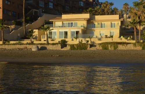 Cabo de las Huertas Apartment | Beachfront AMANECER CABO: Guest Rated 9.5, Ocean Views