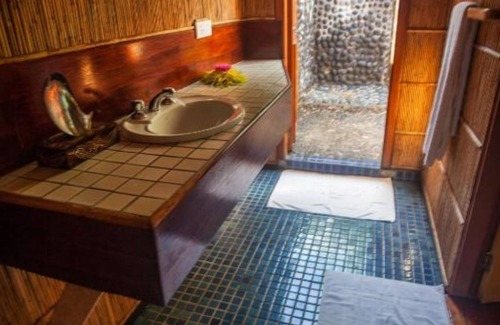 Matei House | Discover Maravu Taveuni Lodge: Pool, Spa & Family-Friendly