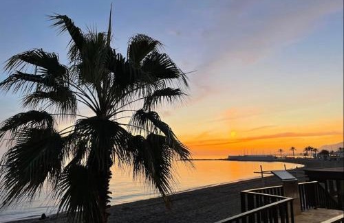 Marbella Seafront Promenade Apartment | Seaside Comfort at Marbella Beachfront Edificio Mayoral