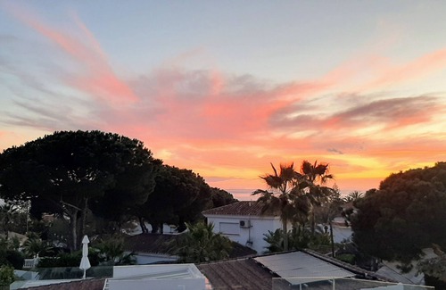 Urbanizacion Marbessa Villa | Stunning Beachside Villa 'TORRE DE MARBESA' with Ocean Views
