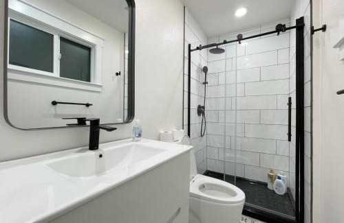 Sunnyvale House | Stylish Marbella Lane: Exceptional 4-Star Family Retreat