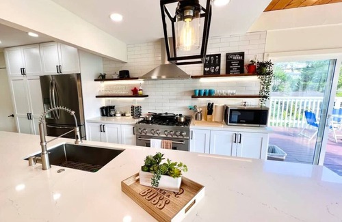 Park Pacifica House | Discover @ Marbella Lane - Family Home with Spa & Hot Tub