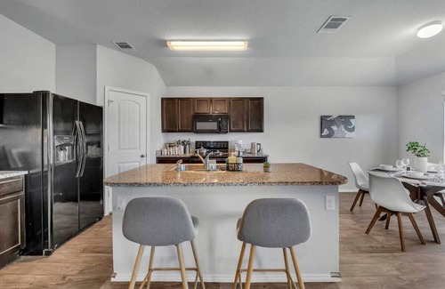 Austin House | Experience @ Marbella Lane: Inviting 3BR Home in Austin