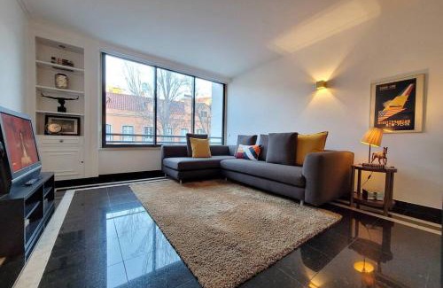 Sao Sebastiao da Pedreira Apartment | Family-Friendly Stay at Marble Home - São Sebastião, 9.1 Rated